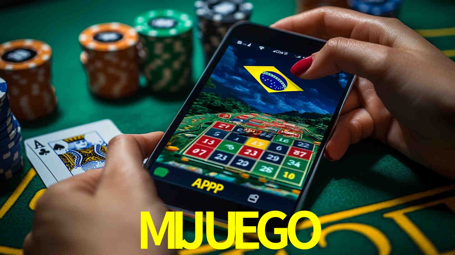 Escena dinámica inspirada en casino con iluminación MIJUEGO, cartas, fichas e íconos de juegos digitales en un espacio moderno de juegos.